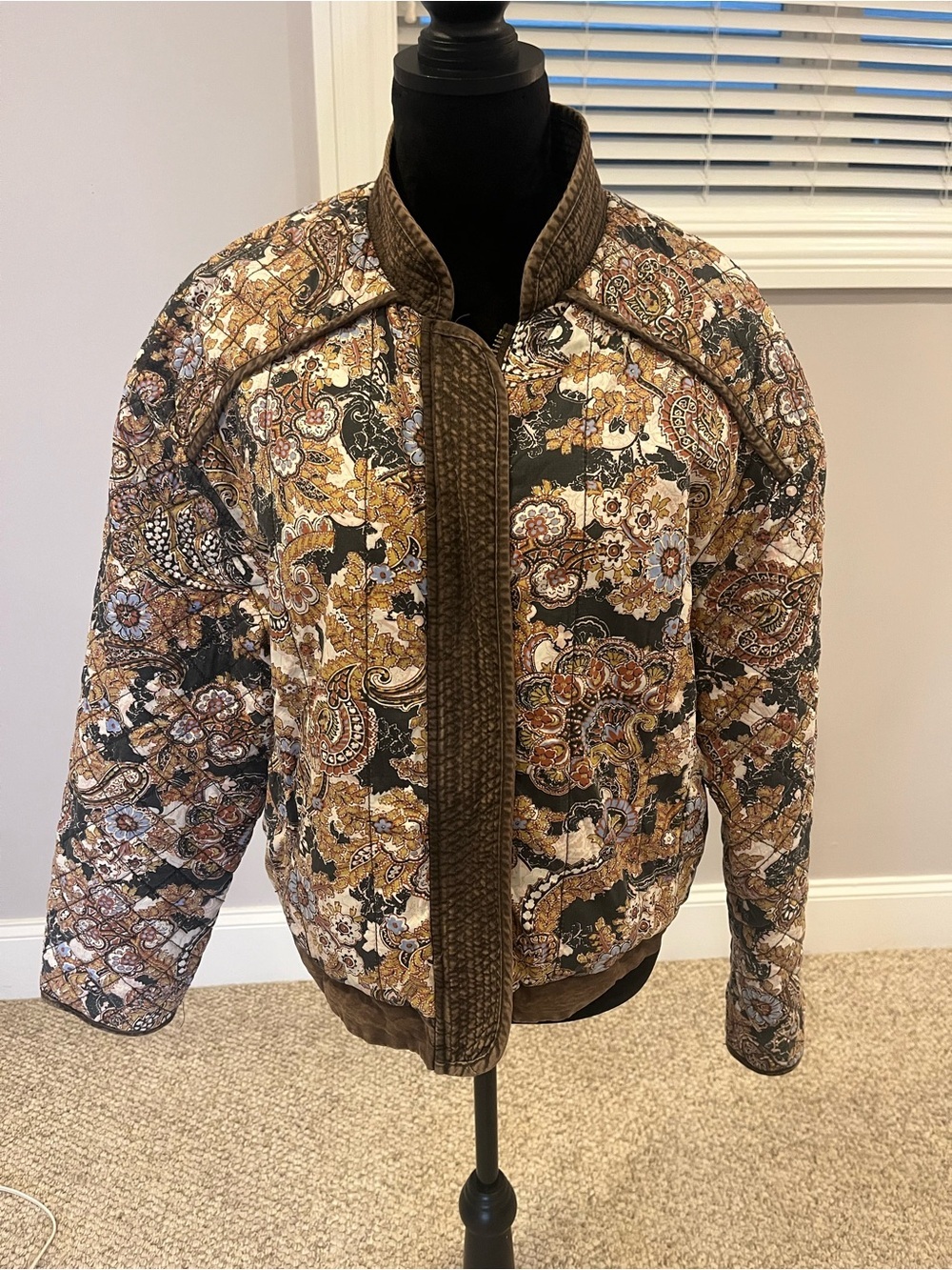 NWOT Free People ‘Great Escape’ Paisley Quilted Jacket- small - Picture 5 of 10